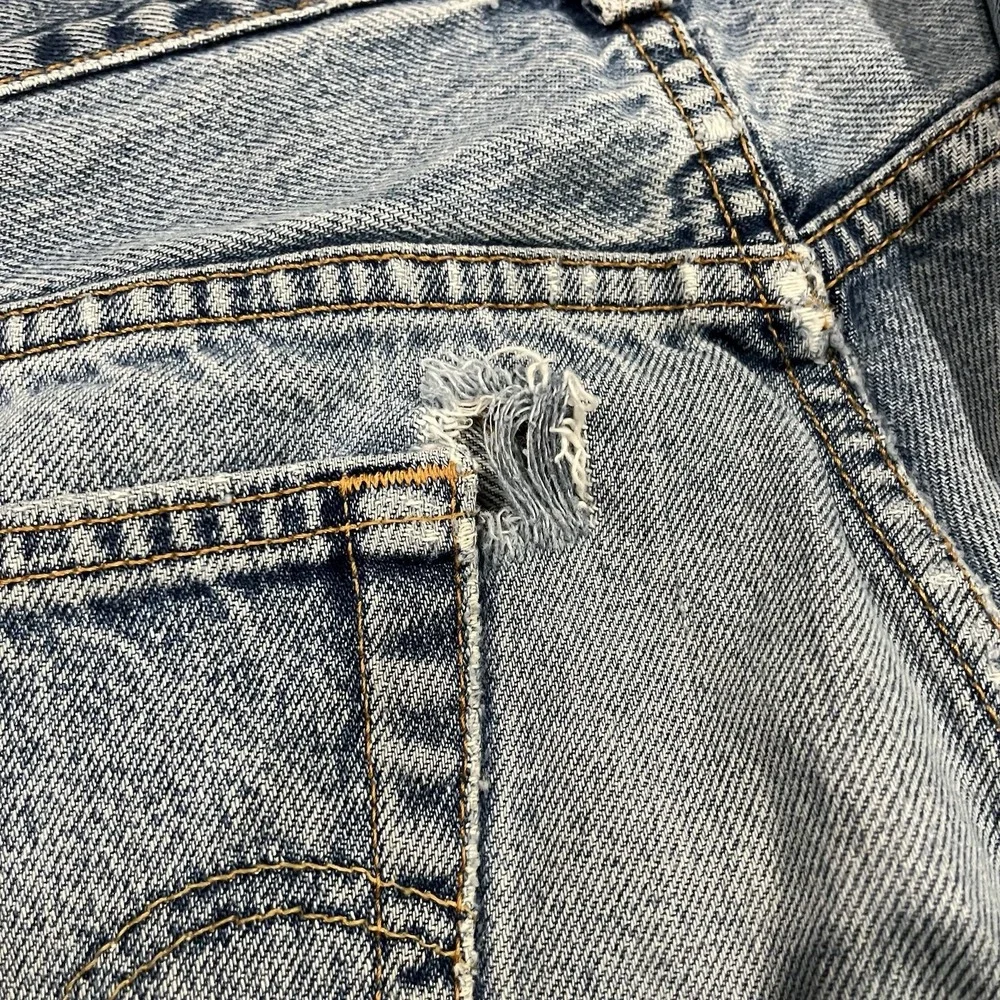 Vintage Levis 505 Cut Off Jean Shorts Distressed 34 10